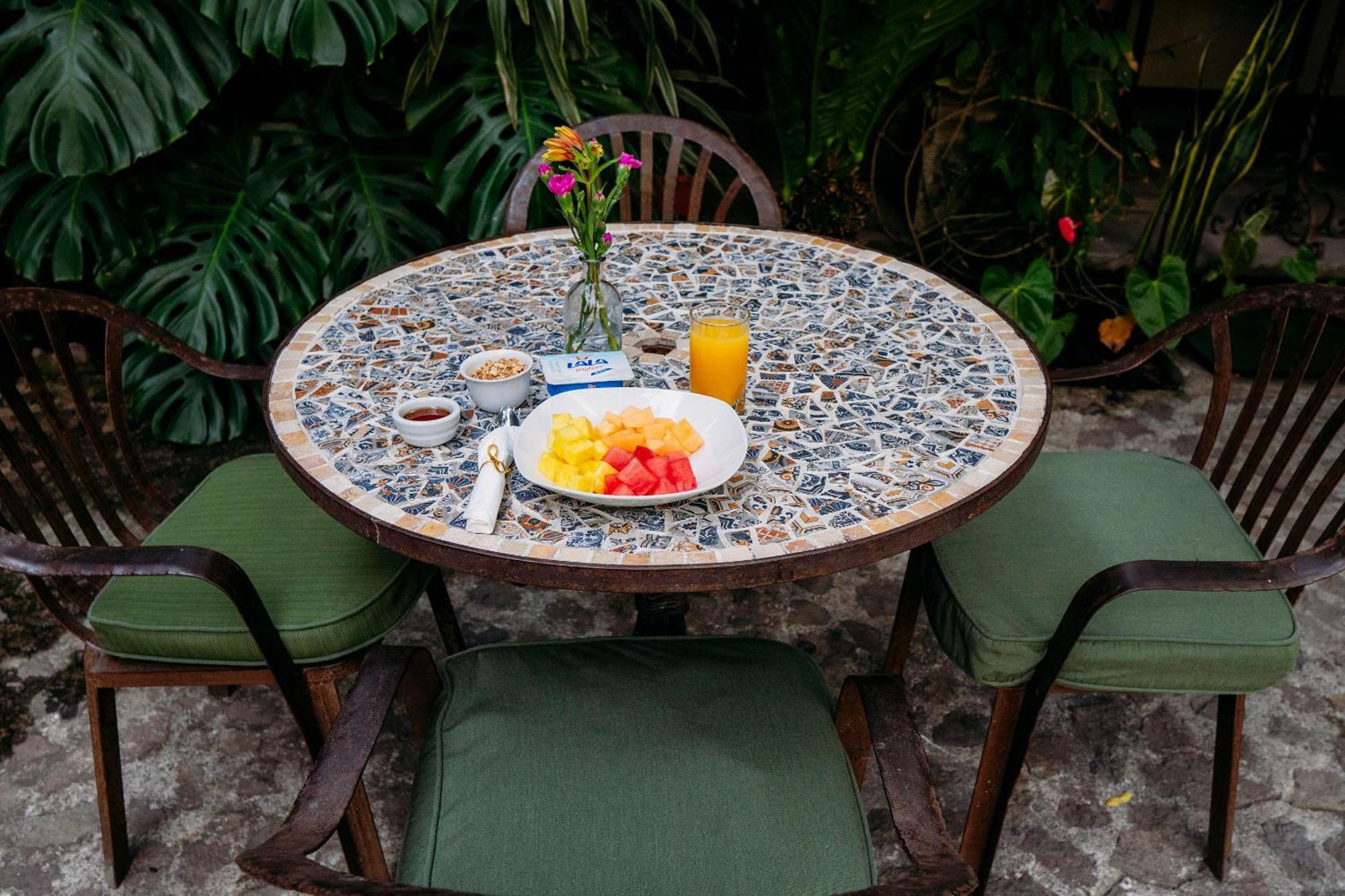 Casa Noble Hotel Antigua Ngoại thất bức ảnh