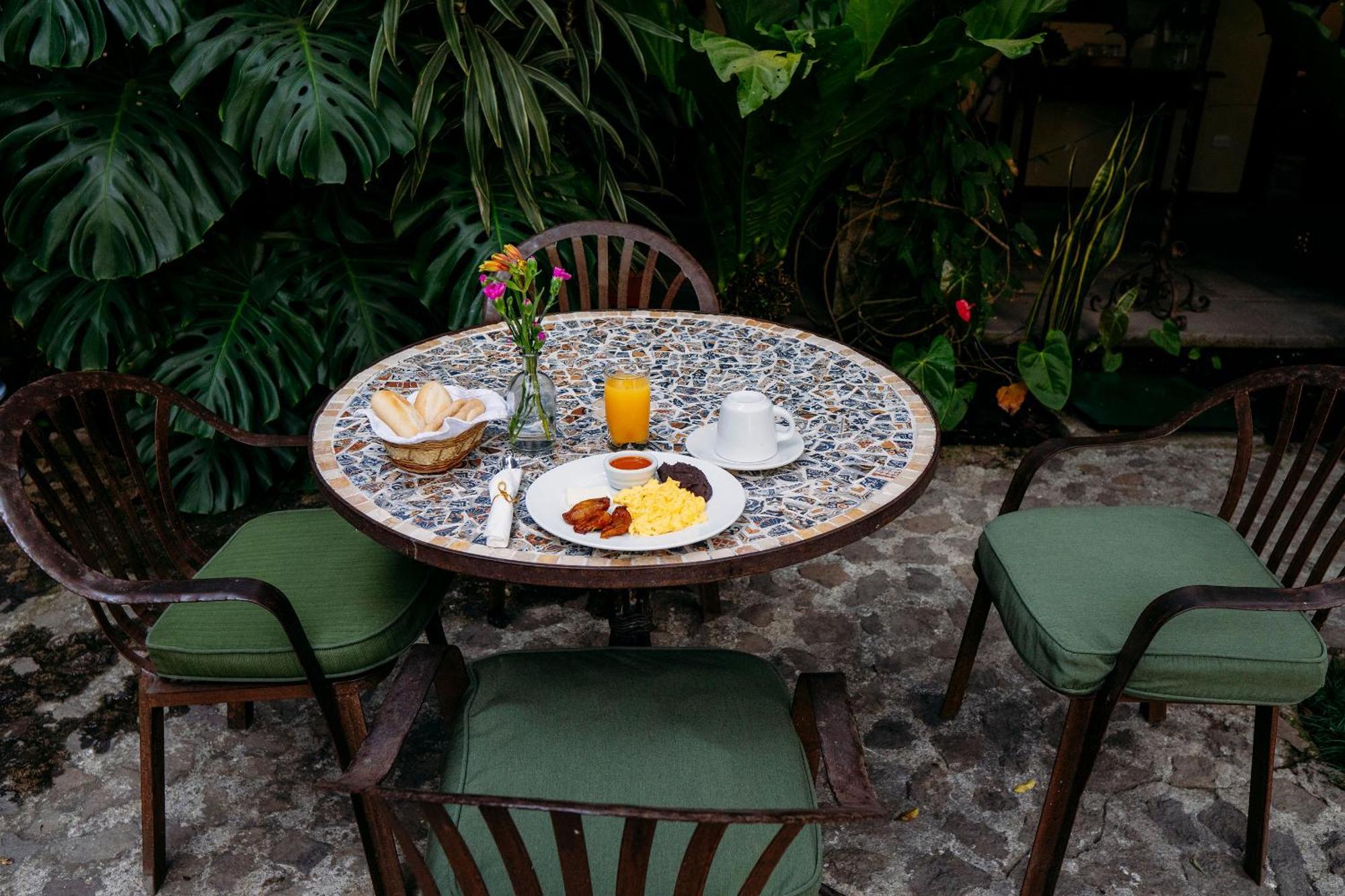 Casa Noble Hotel Antigua Ngoại thất bức ảnh